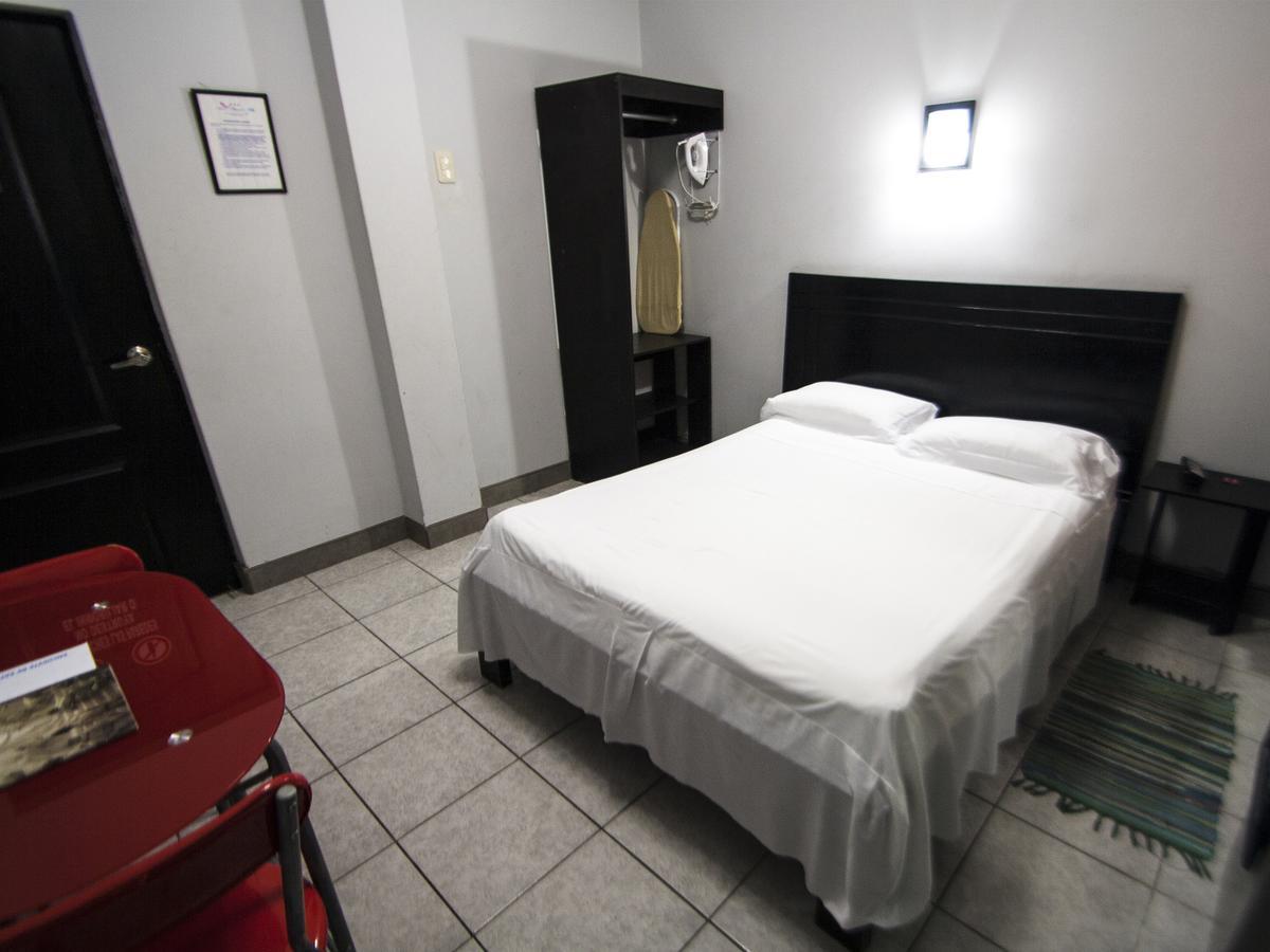 Jer'S Hostal 通贝斯 外观 照片